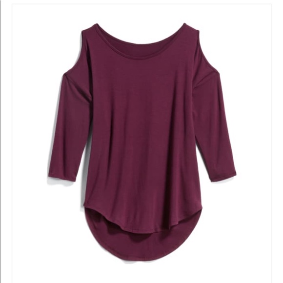 Papermoon Tops - Cold Shoulder Knit Top- sz medium